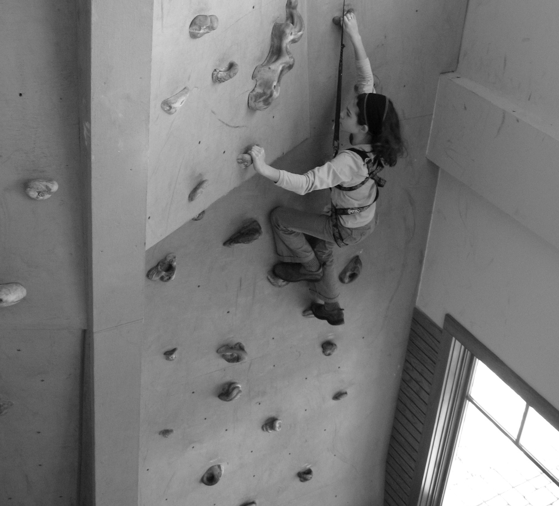 JCJ:climbing wall